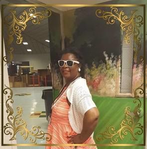 Meet your Posher, Ida